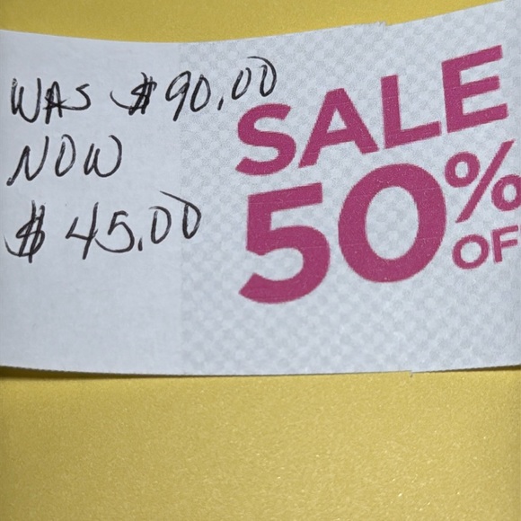 4 Piece Bella Luce White Diamond Simulant Jewelry Set - Picture 2 of 10